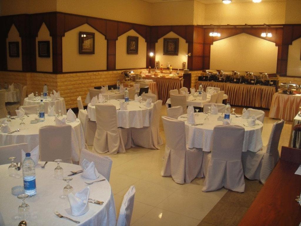 L'Arabia Hotel Apartments Abu Dhabi Restaurante foto